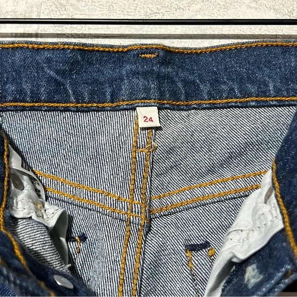 Levi’s Wedgie Fit Straight Jeans Pants Ladies 24 ~ 00 NWT Medium Wash - Picture 5 of 10